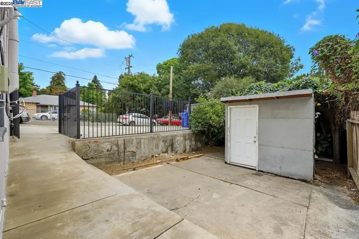 2138 19th Ave, Oakland, California 94606