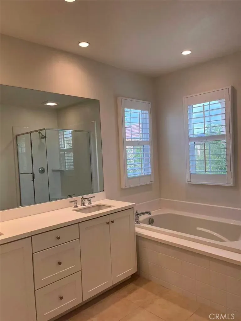 119 Alumroot, Irvine, California 92620 home-pic-16