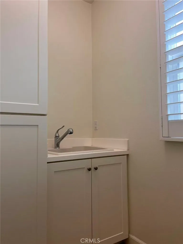 119 Alumroot, Irvine, California 92620 home-pic-22