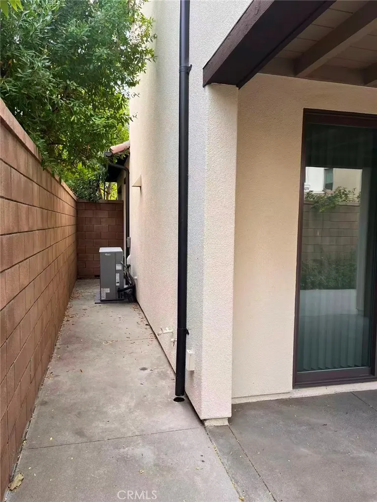 119 Alumroot, Irvine, California 92620 home-pic-31