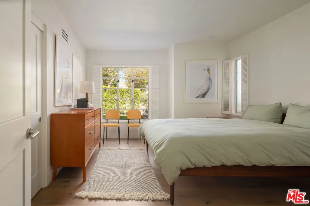 391 N Saltair Avenue, Los Angeles, California 90049 home-pic-9