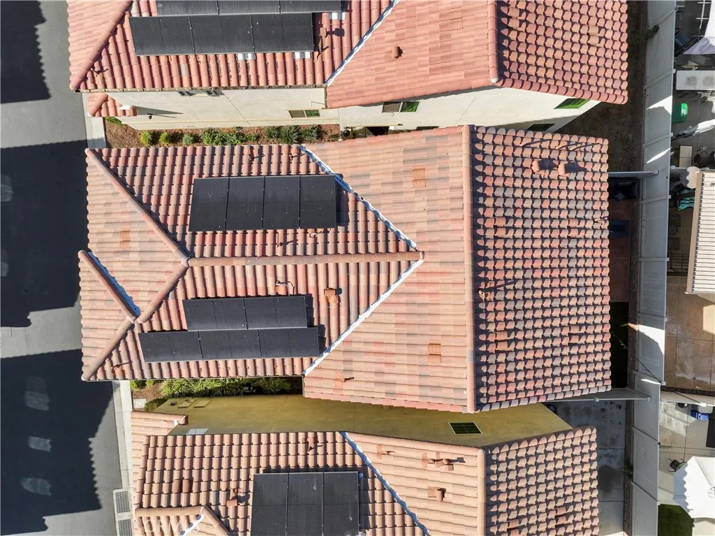 12704 Ironstone, Moreno Valley, California 92555 home-pic-36