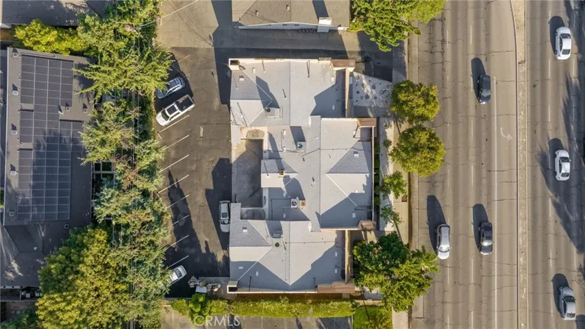 1490 W Shaw, Fresno, California 93711