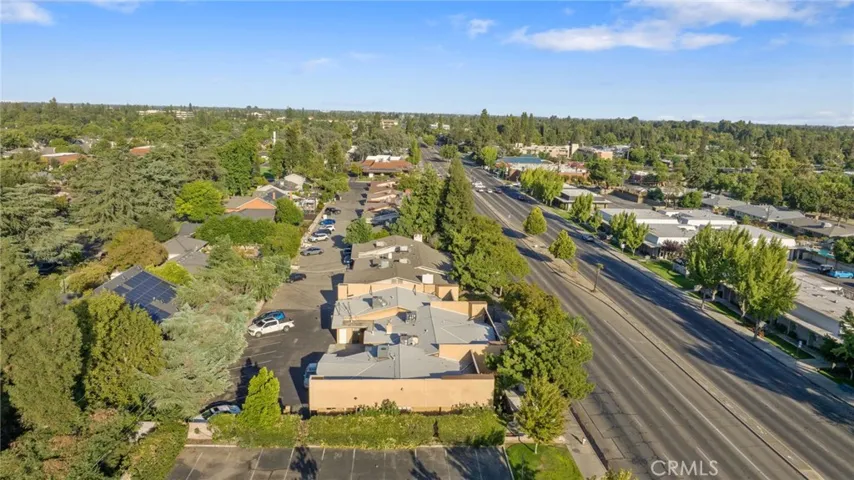 1490 W Shaw, Fresno, California 93711