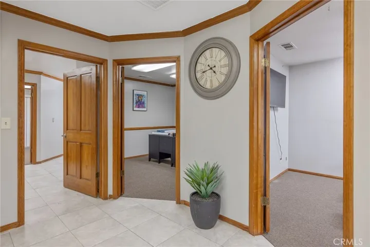 1490 W Shaw, Fresno, California 93711