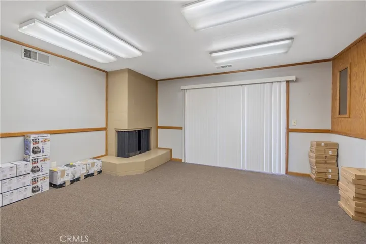 1490 W Shaw, Fresno, California 93711