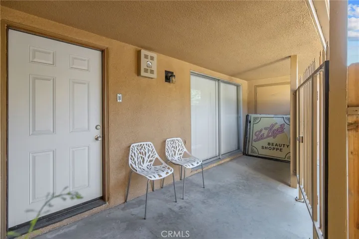 1490 W Shaw, Fresno, California 93711