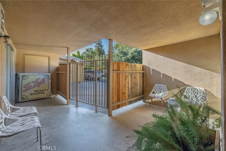 1490 W Shaw, Fresno, California 93711