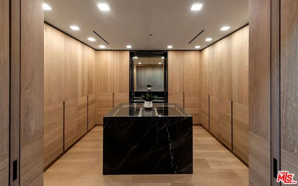 1663 Summitridge Drive, Beverly Hills, California 90210 home-pic-27