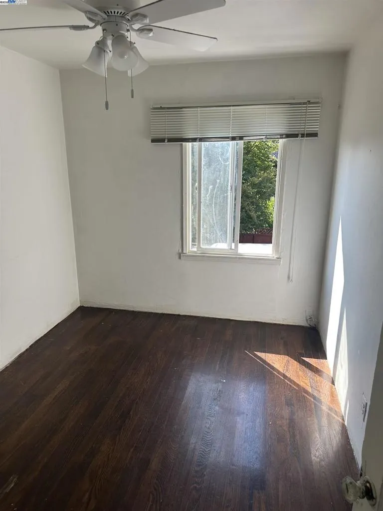 5651 Telegraph, Oakland, California 94609 home-pic-1