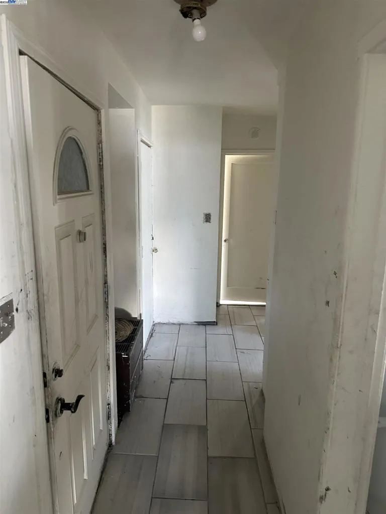 5651 Telegraph, Oakland, California 94609 home-pic-5