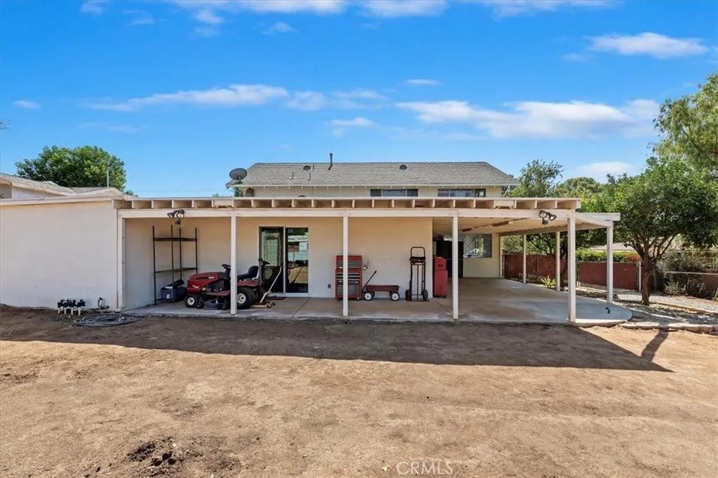 10555 Robinson, Riverside, California 92505 home-pic-53