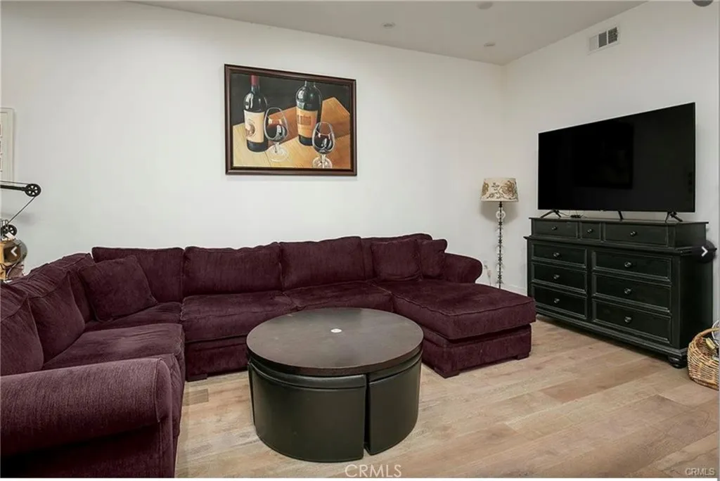 210 N Monterey 208, Alhambra, California 91801 home-pic-4