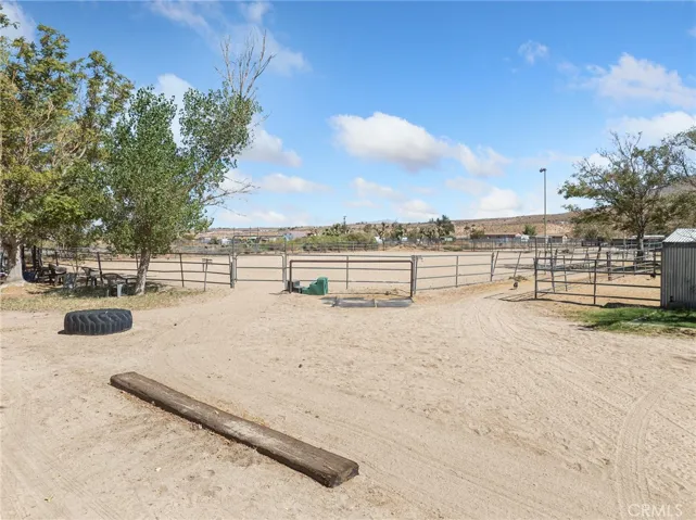 19976 Cornelian, Apple Valley, California 92308