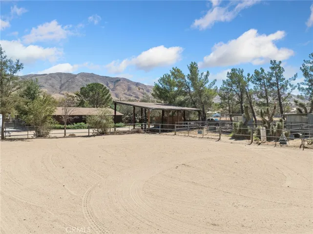 19976 Cornelian, Apple Valley, California 92308