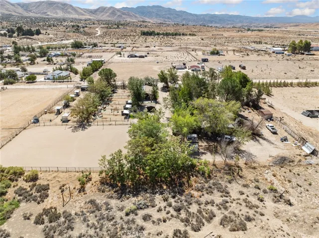 19976 Cornelian, Apple Valley, California 92308
