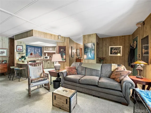 19976 Cornelian, Apple Valley, California 92308
