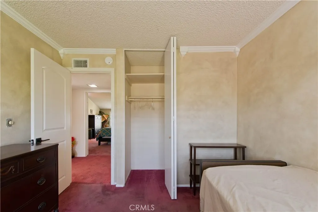 2204 2204 N Marter, Simi Valley, California 93065 home-pic-17