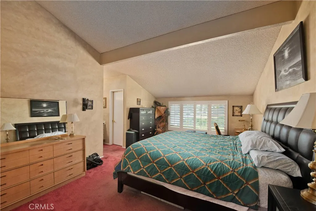2204 2204 N Marter, Simi Valley, California 93065 home-pic-12