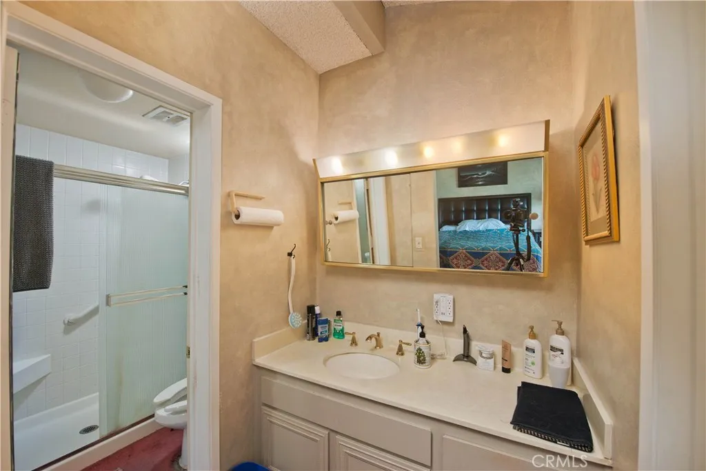 2204 2204 N Marter, Simi Valley, California 93065 home-pic-13