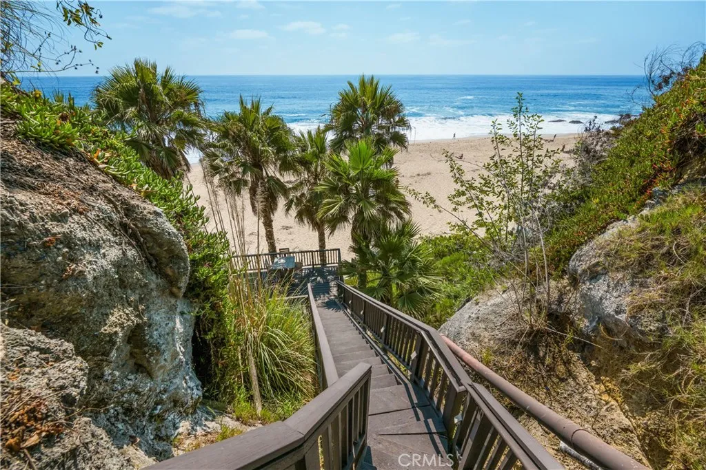 32181 Coast Highway, Laguna Beach, California 92651 home-pic-11