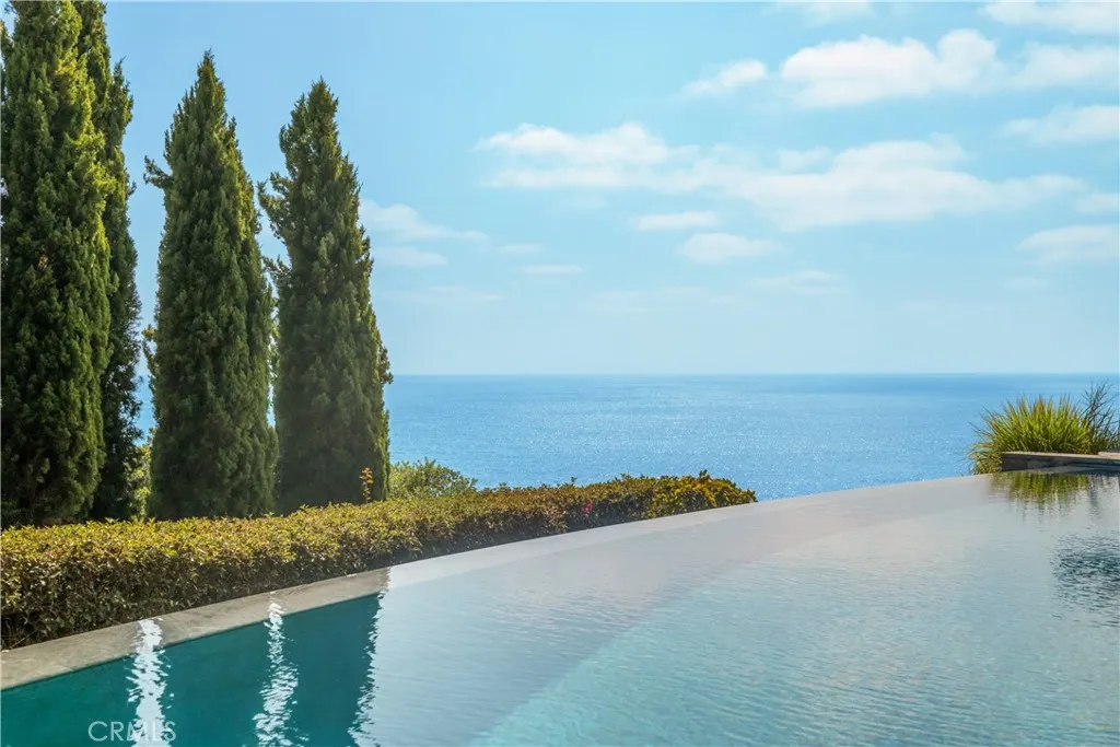 32181 Coast Highway, Laguna Beach, California 92651 home-pic-0