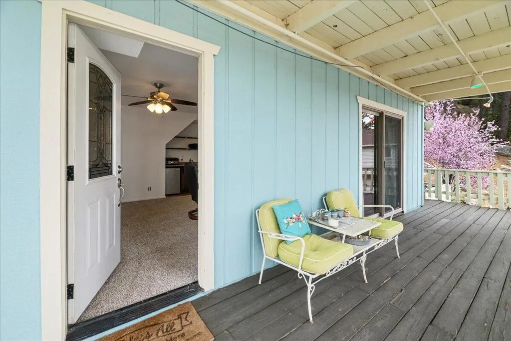 38634 N Shore Drive, Fawnskin, California 92333 home-pic-3