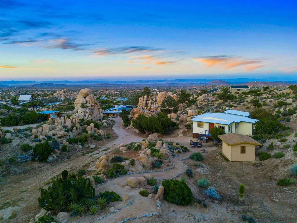 5845 Cholla Avenue, Yucca Valley, California 92284 home-pic-62