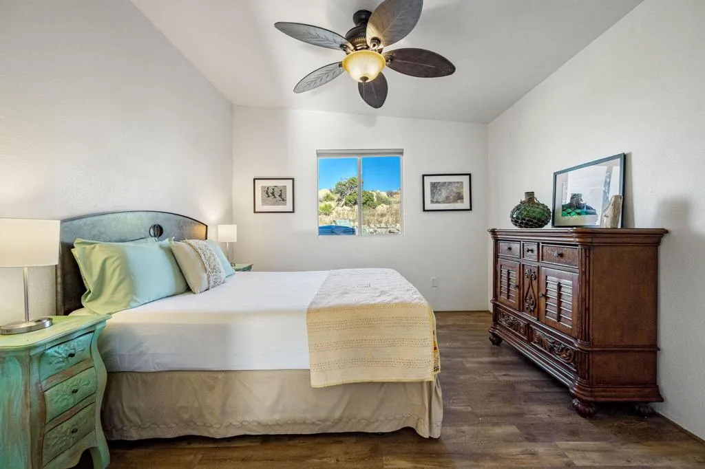 5845 Cholla Avenue, Yucca Valley, California 92284 home-pic-54