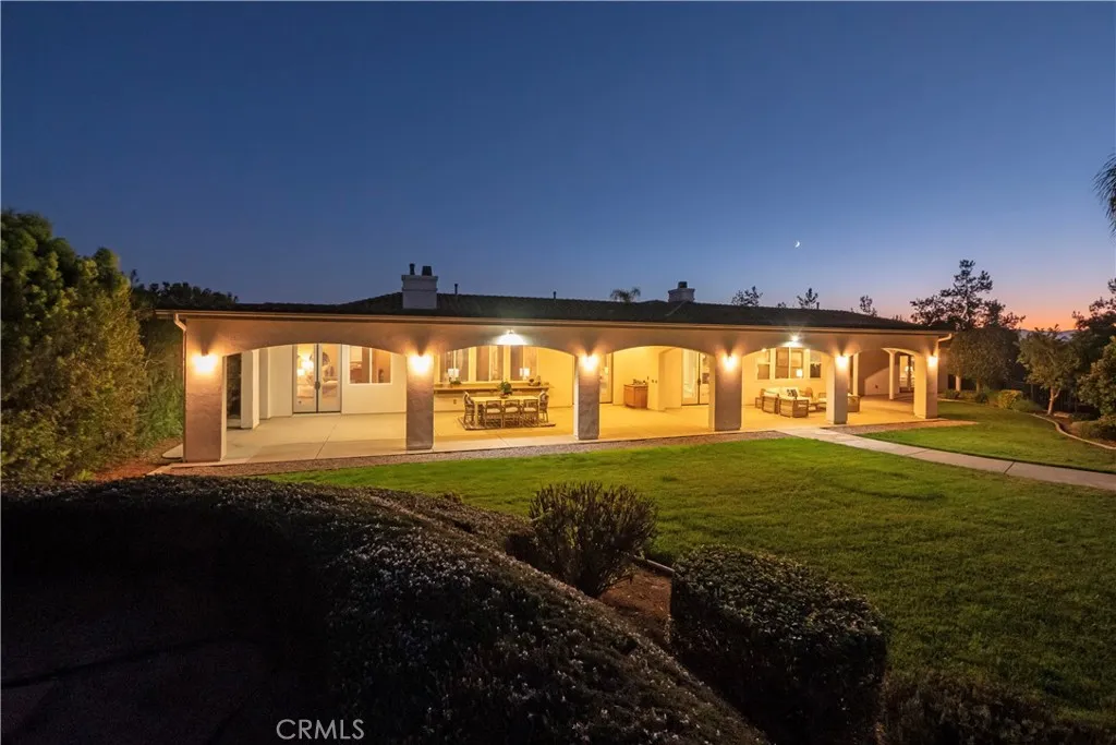 17842 Wildwood Creek Road, Riverside, California 92504 home-pic-68