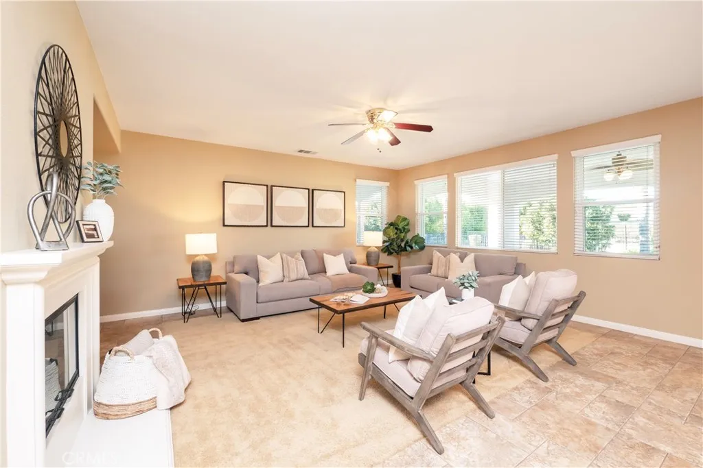 17842 Wildwood Creek Road, Riverside, California 92504 home-pic-25