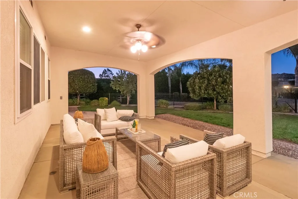 17842 Wildwood Creek Road, Riverside, California 92504 home-pic-3