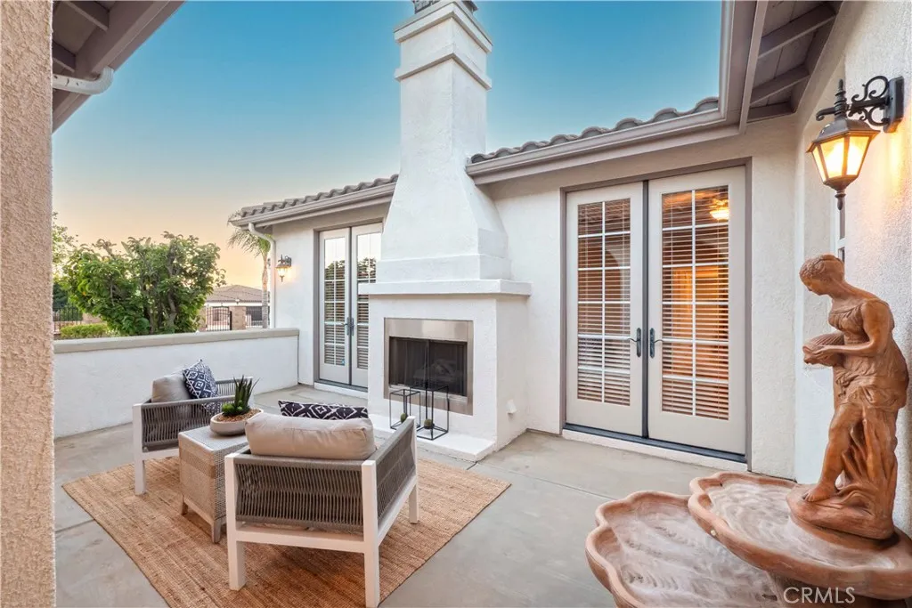 17842 Wildwood Creek Road, Riverside, California 92504 home-pic-13
