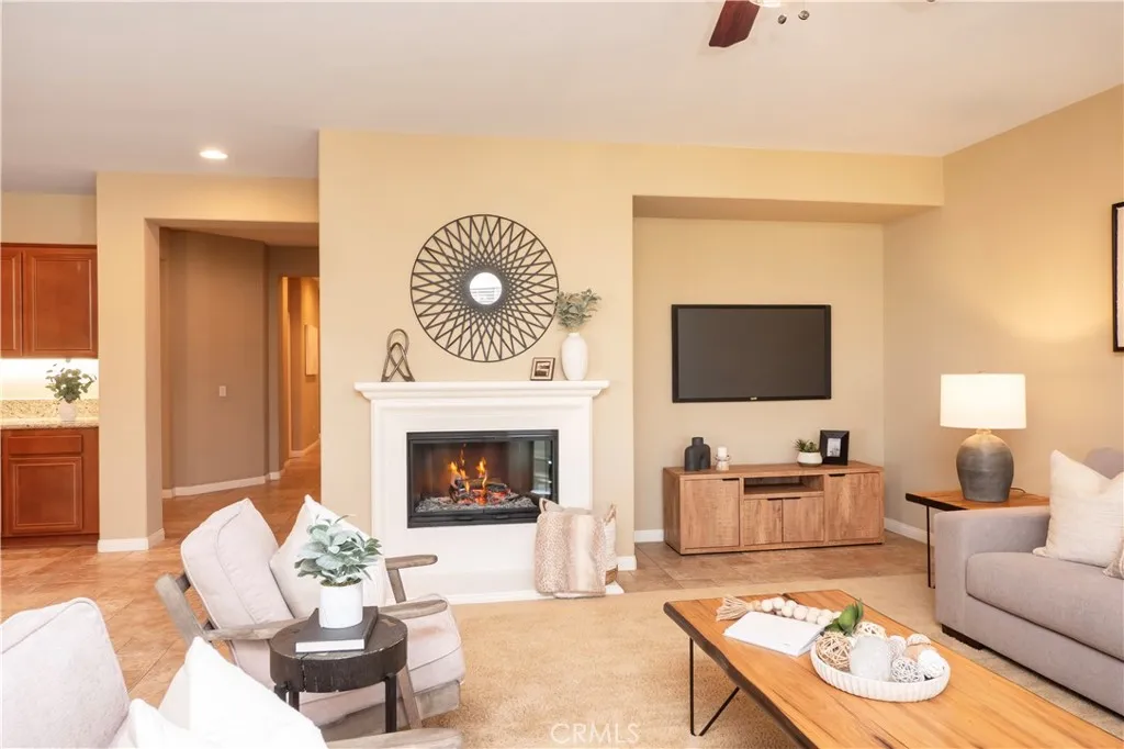 17842 Wildwood Creek Road, Riverside, California 92504 home-pic-26