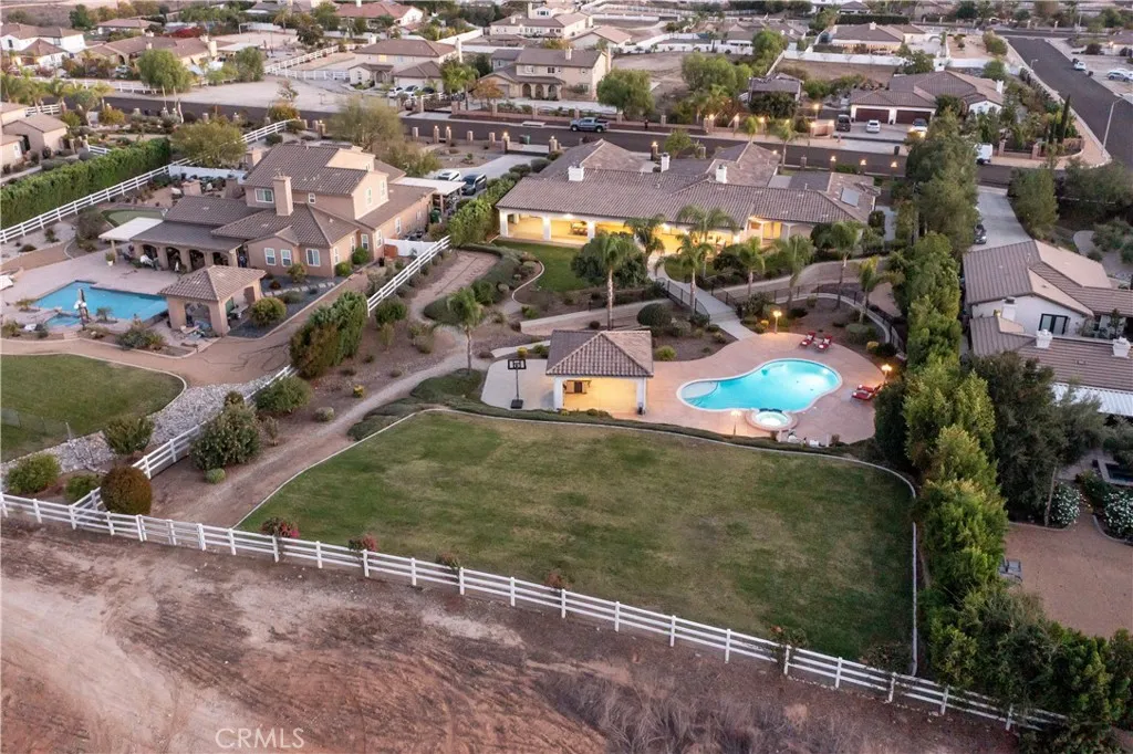 17842 Wildwood Creek Road, Riverside, California 92504 home-pic-67