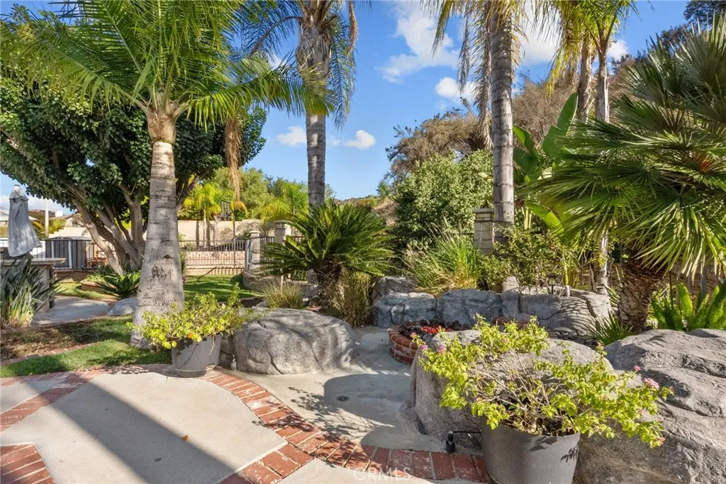 30411 Vineyard, Castaic, California 91384 home-pic-46