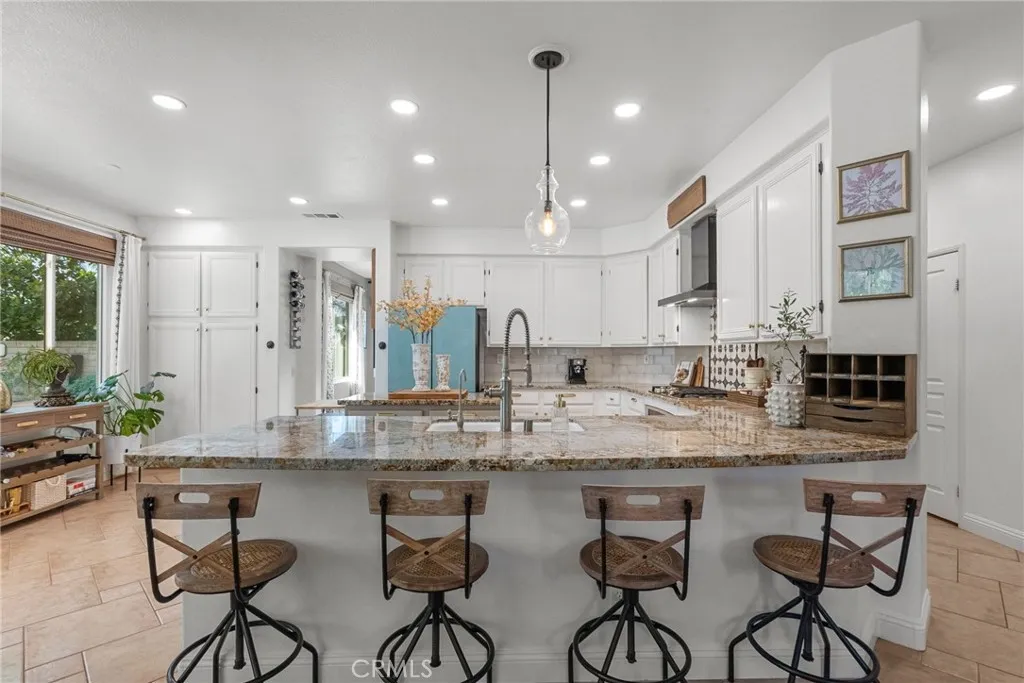 30411 Vineyard, Castaic, California 91384 home-pic-17