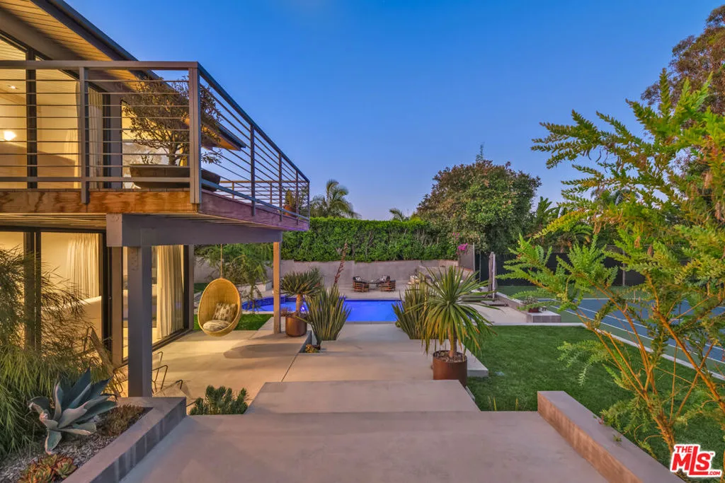 6738 Wildlife Road, Malibu, California 90265 home-pic-30