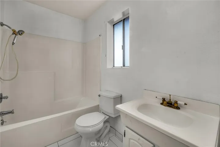 Bathroom 3 upstairs
