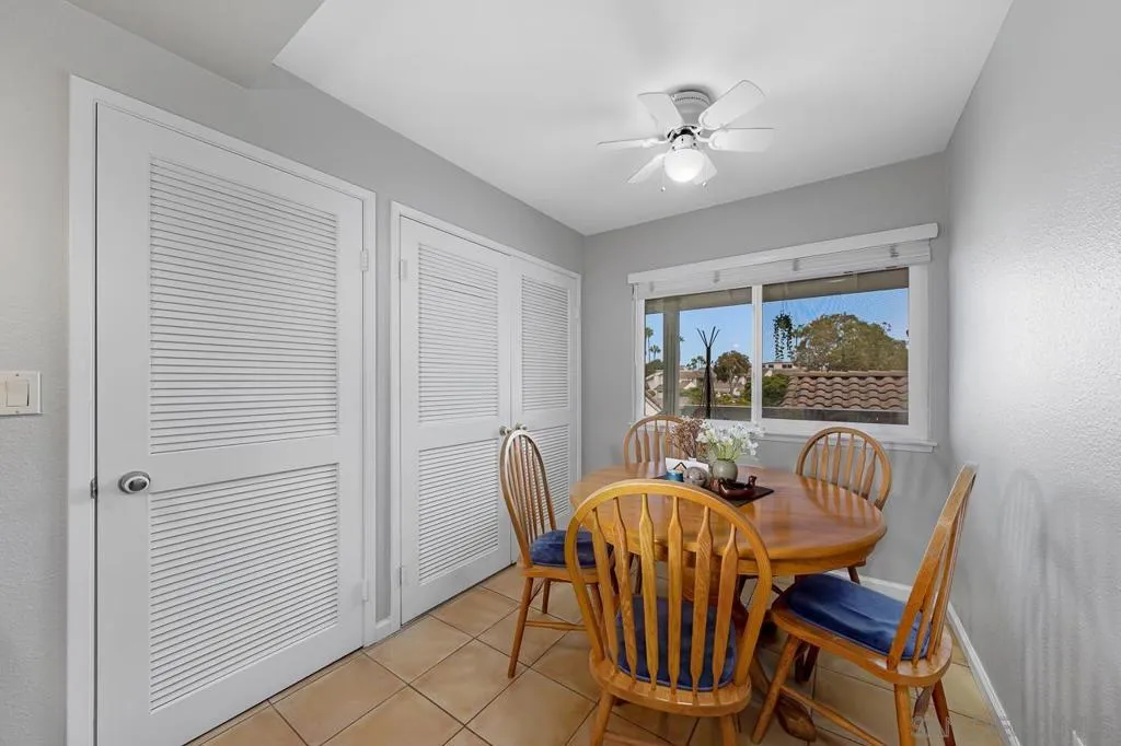 94 Kingston Ct W, Coronado, California 92118 home-pic-29
