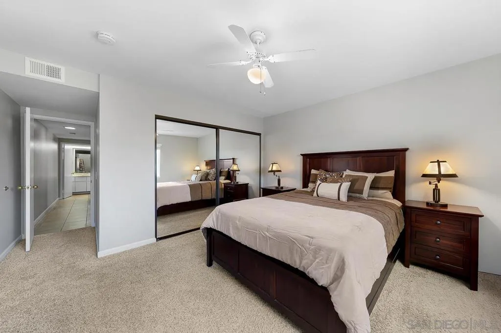 94 Kingston Ct W, Coronado, California 92118 home-pic-34