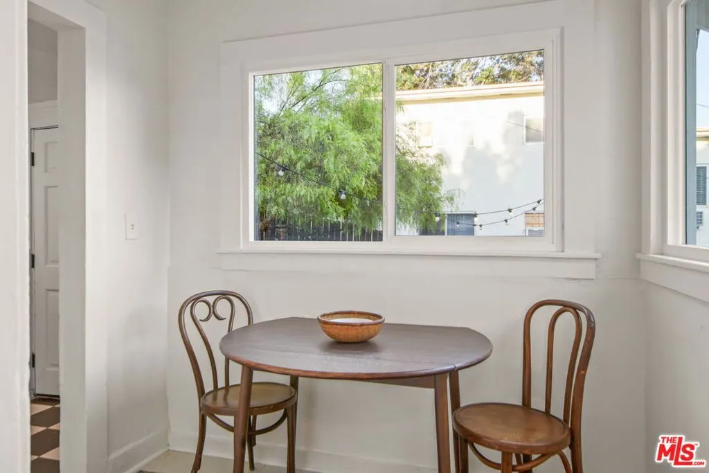 3908 Edison Walk, Los Angeles, California 90032 home-pic-11