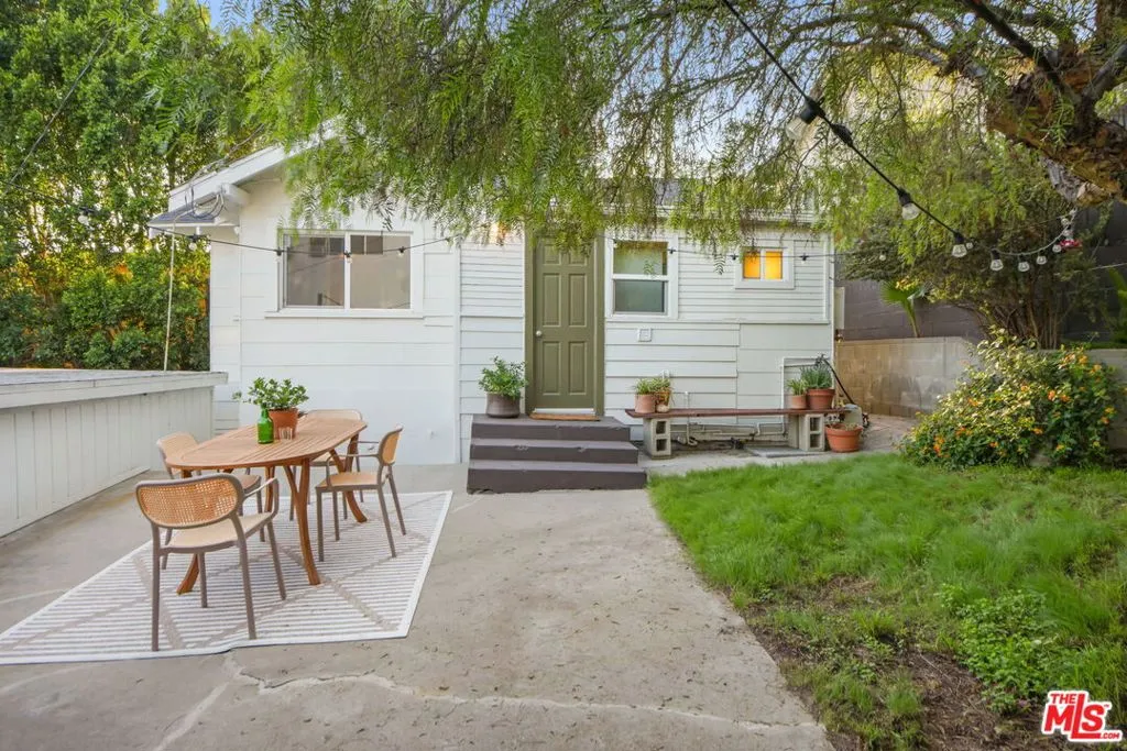 3908 Edison Walk, Los Angeles, California 90032 home-pic-23