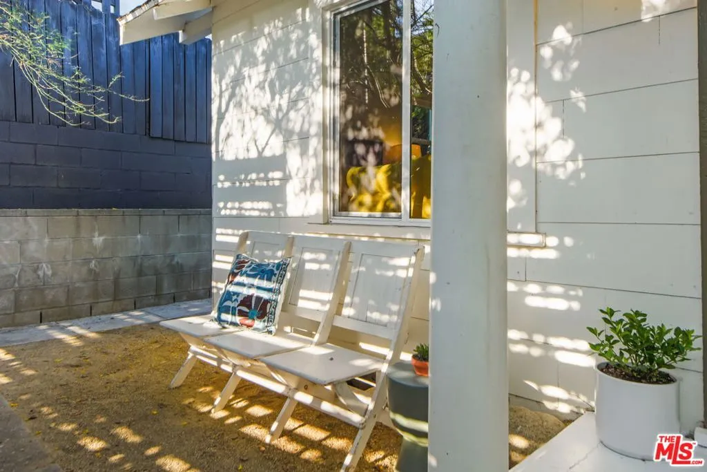 3908 Edison Walk, Los Angeles, California 90032 home-pic-2
