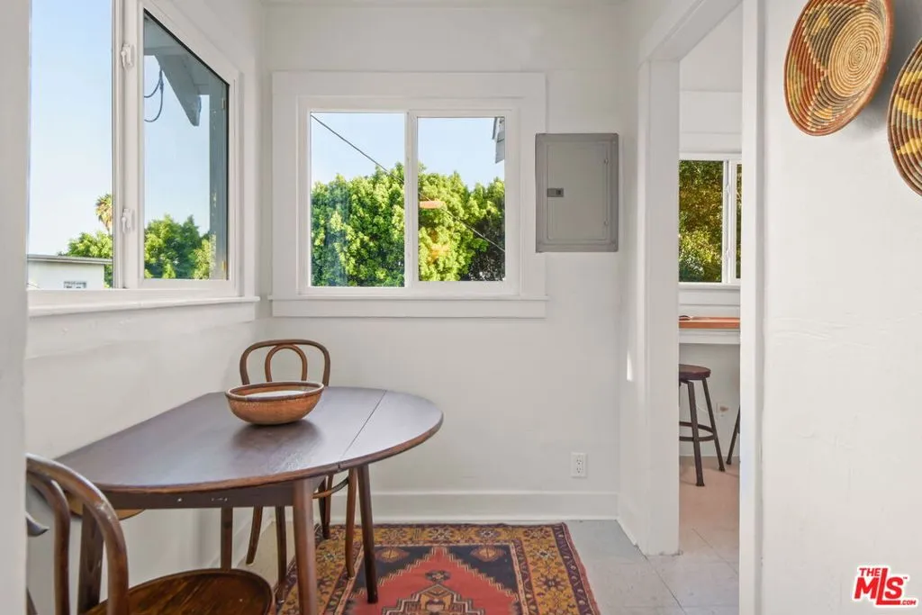 3908 Edison Walk, Los Angeles, California 90032 home-pic-12