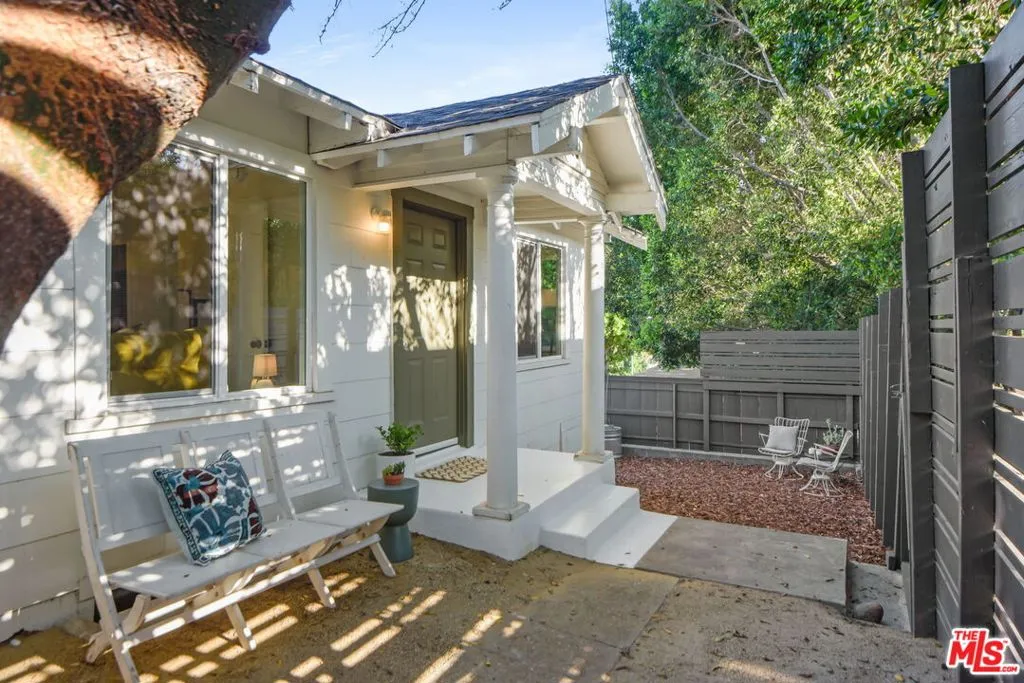 3908 Edison Walk, Los Angeles, California 90032 home-pic-1