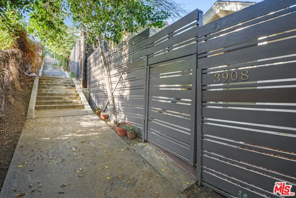 3908 Edison Walk, Los Angeles, California 90032 home-pic-29