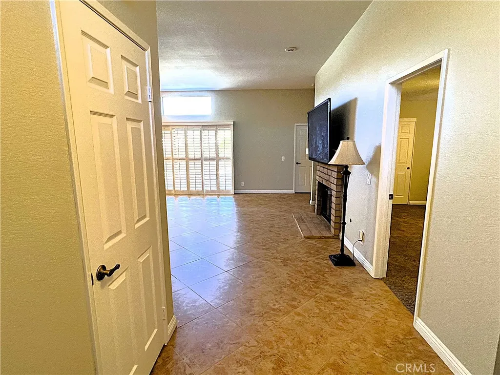 2682 Alegre, Hemet, California 92545 home-pic-13