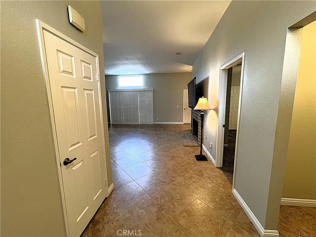 2682 Alegre, Hemet, California 92545 home-pic-6