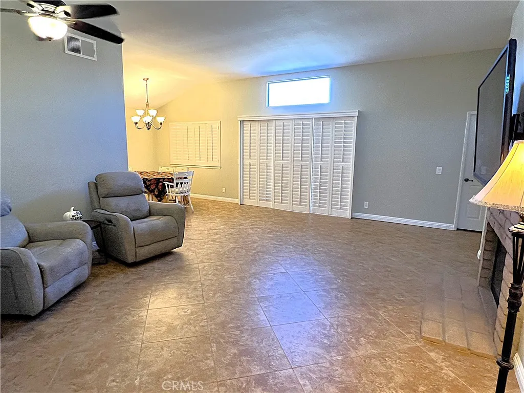 2682 Alegre, Hemet, California 92545 home-pic-16